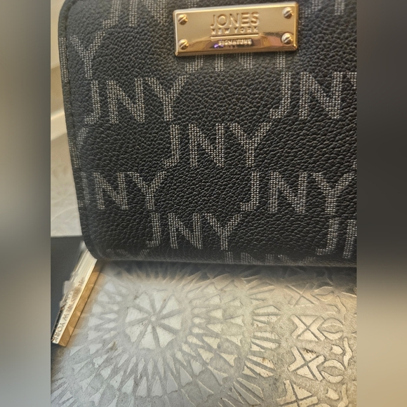 Jones New York Black Wallet - Picture 2 of 8
